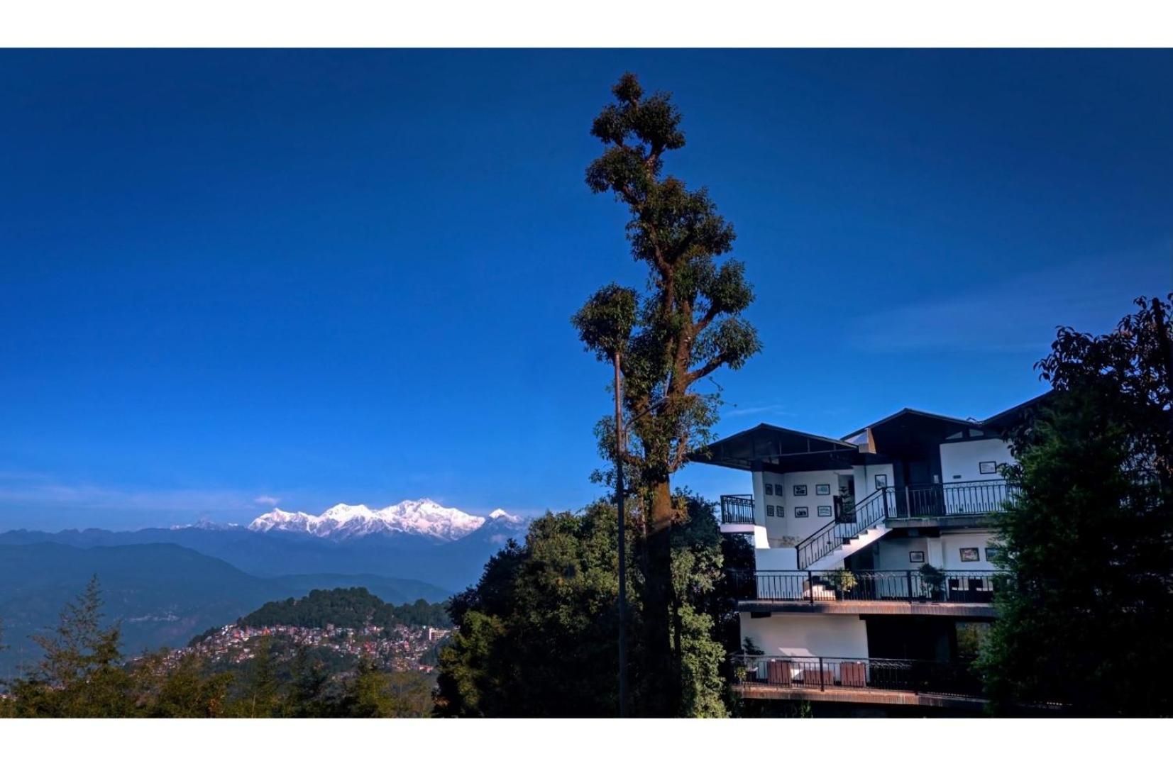 The West Gate Posada By Summit Darjeeling  Eksteriør bilde